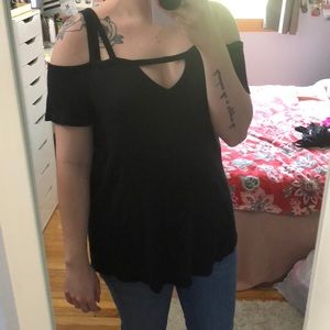 Cold shoulder ribbed top